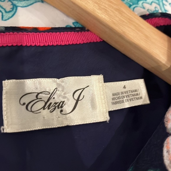 Eliza J navy and floral formal long sleeve dress. Size 4. - Picture 3 of 3